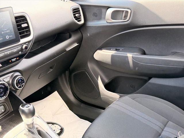 Used 2026 Silver Hyundai SEL image 13