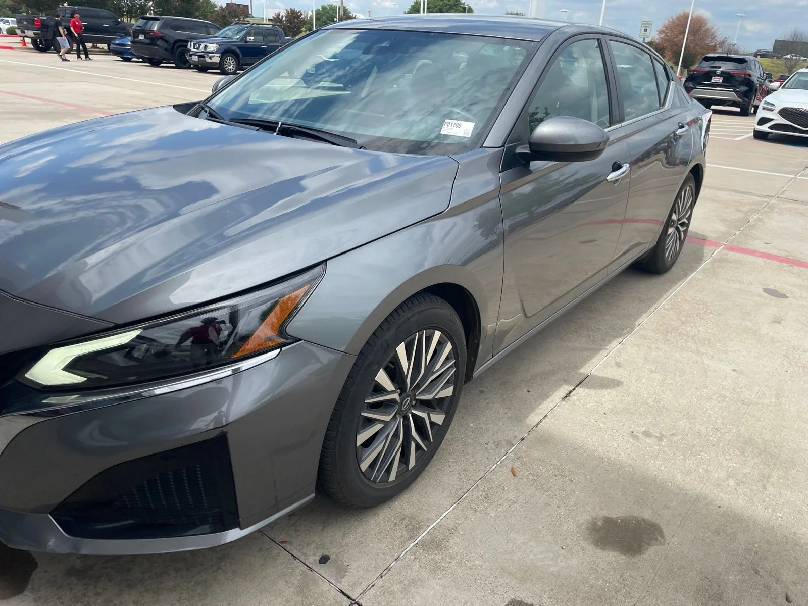 Used 2023 Gray Nissan 2.5 SV image 1