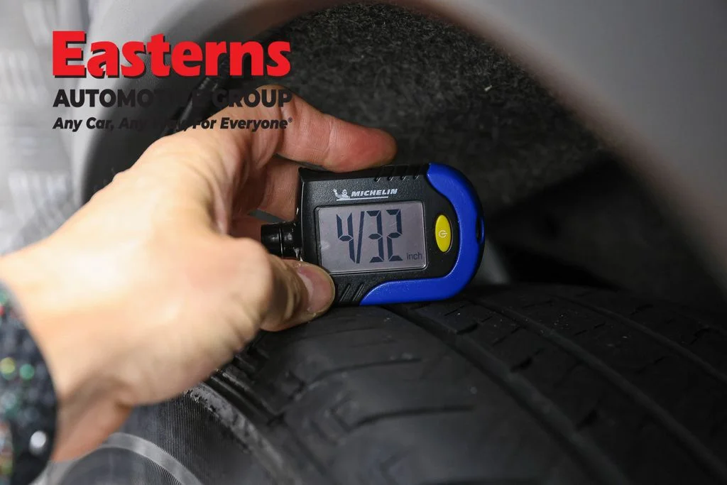 Used 2023 Blue Nissan SV image 28