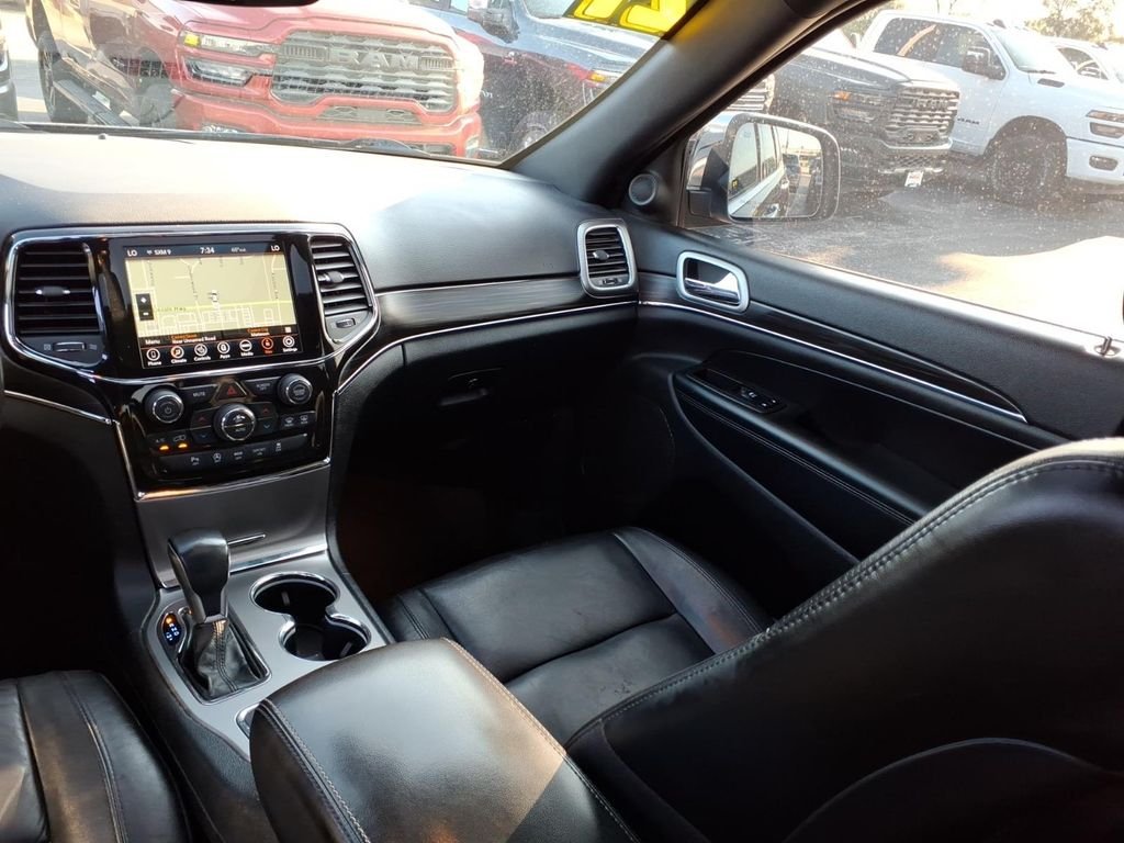Certified Used 2021 Black Jeep Limited image 15