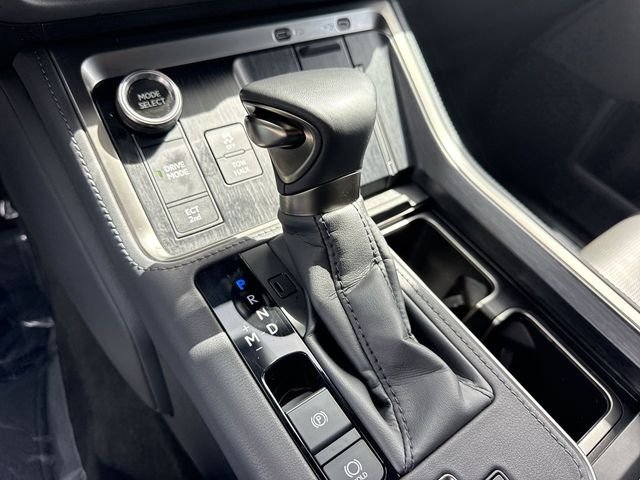 Certified Used 2025 Green Lexus 550 Luxury image 20