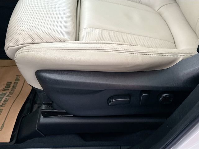 Used 2023 White Subaru Limited image 20
