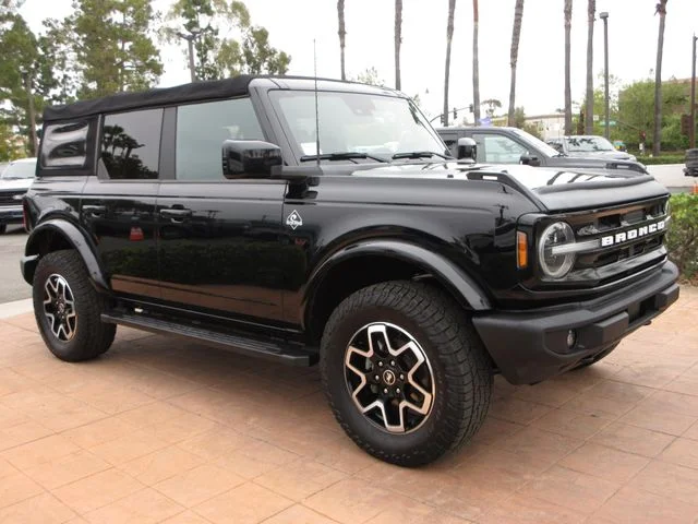 2022 Ford Bronco 4-Door Outer Banks - Photo 6