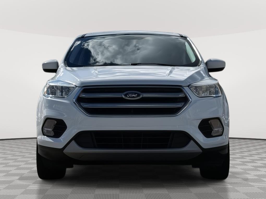 Used 2017 Ford Escape SE with VIN 1FMCU9GD5HUC47481 for sale in Kansas City