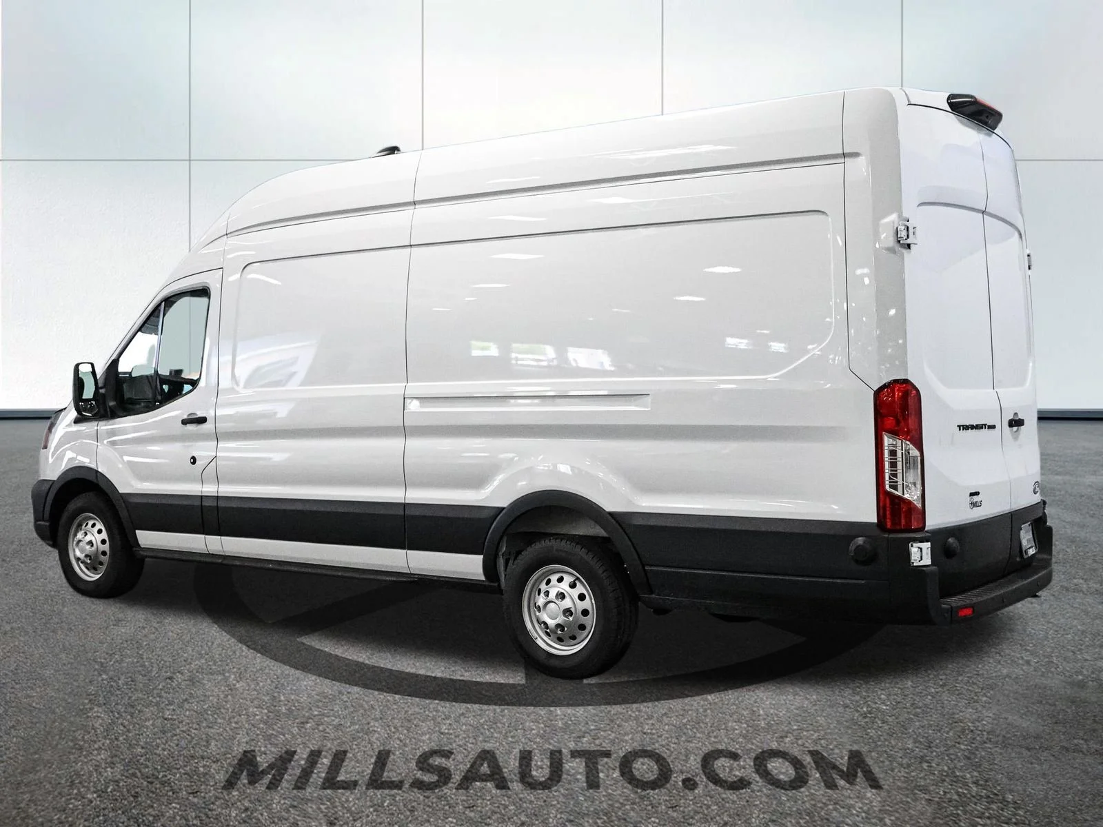 New 2026 Oxford White Ford Cargo Van image 4