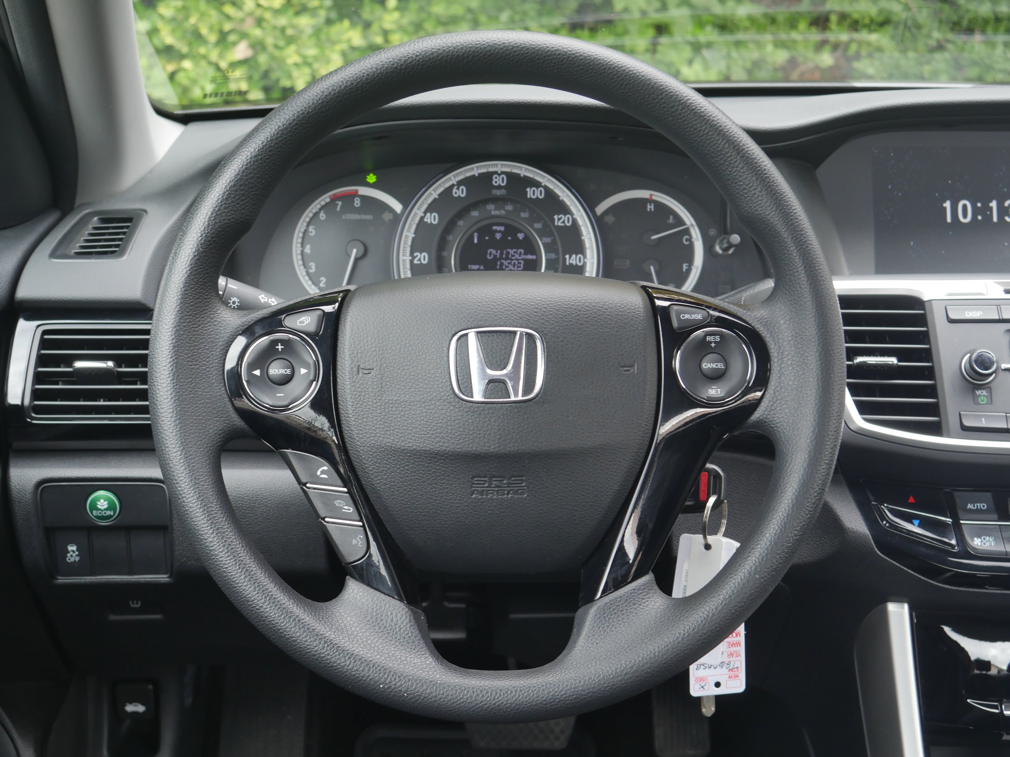 Used 2016 Modern Steel Metallic Honda LX image 6