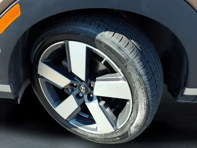 Used 2024 Brown Hyundai Limited image 17