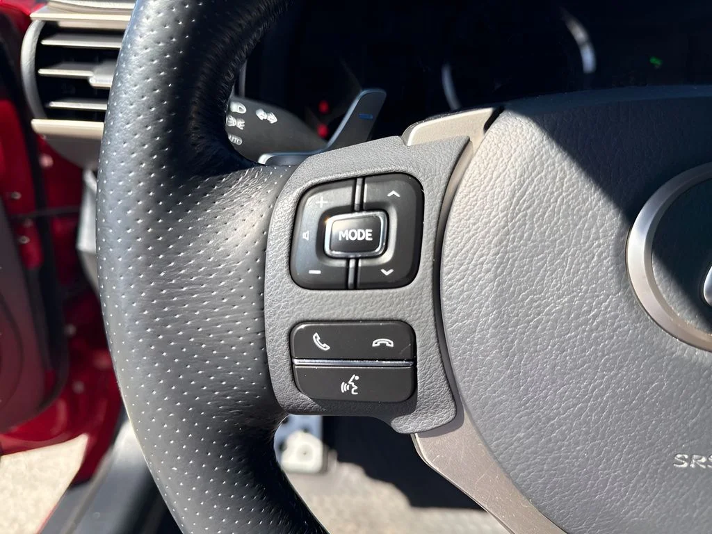 Used 2015 Red Lexus F image 15