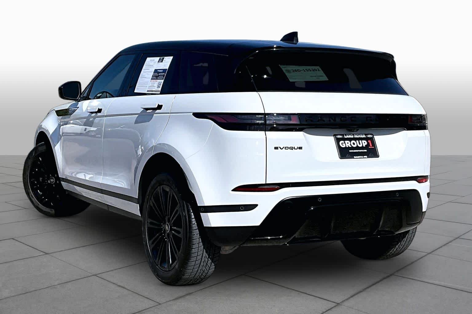 Used 2024 Fuji White Land Rover Core S image 12