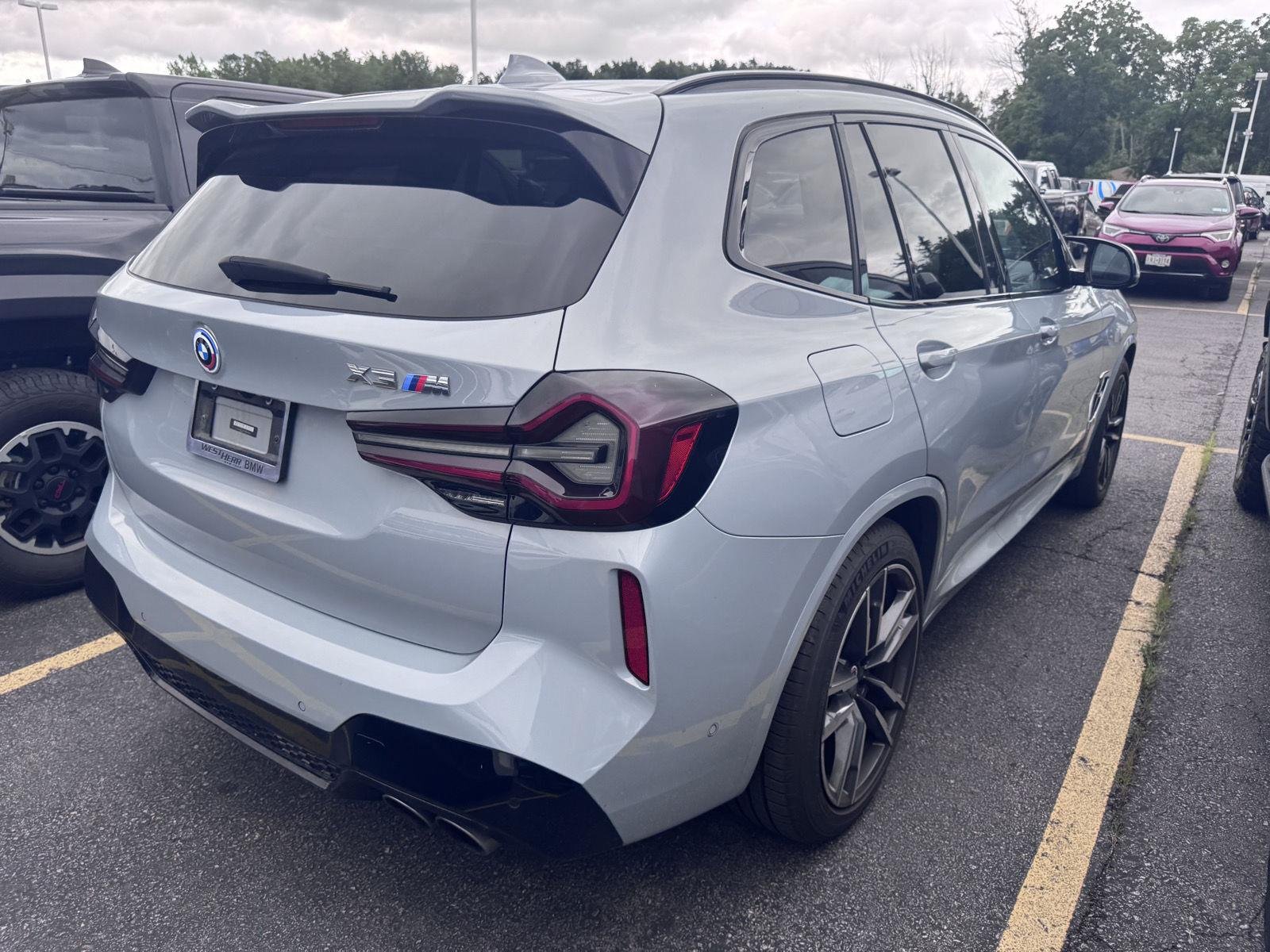 Used 2023 Brooklyn Grey Metallic BMW Base image 4