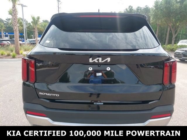 Used 2024 Black Kia S image 5