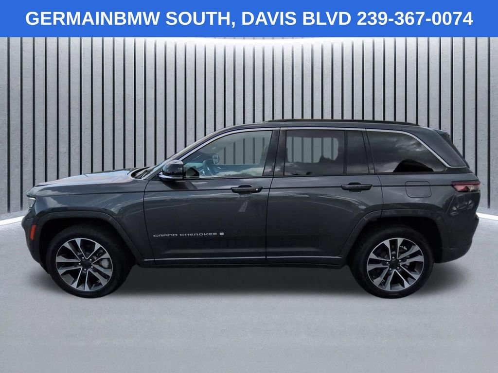 Used 2024 Gray Metallic Jeep Overland image 8