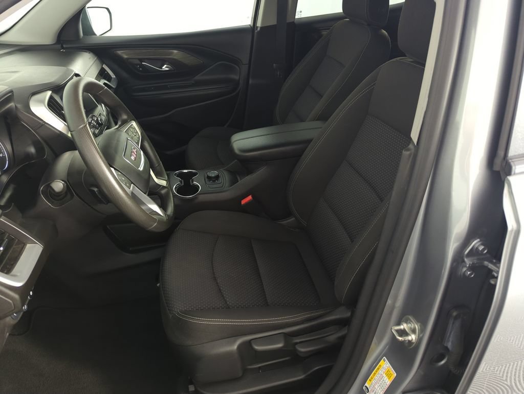 Used 2024 Sterling Metallic GMC SLE image 11