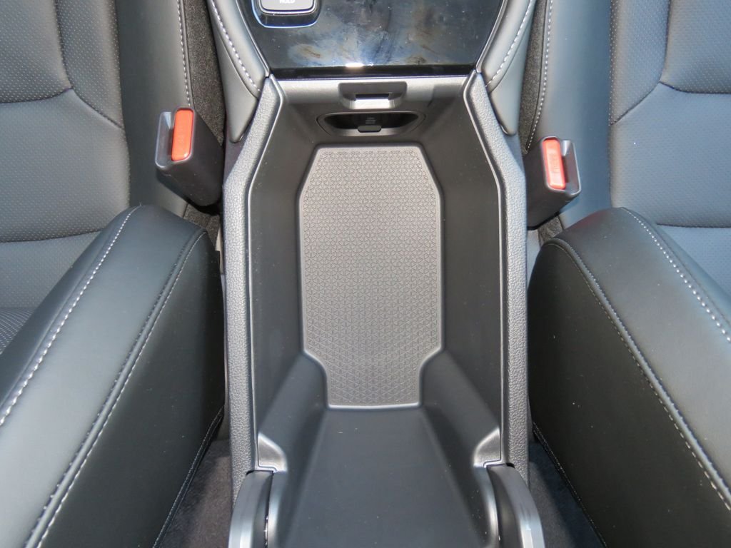 2026 Honda Accord Hybrid Touring - Photo 17