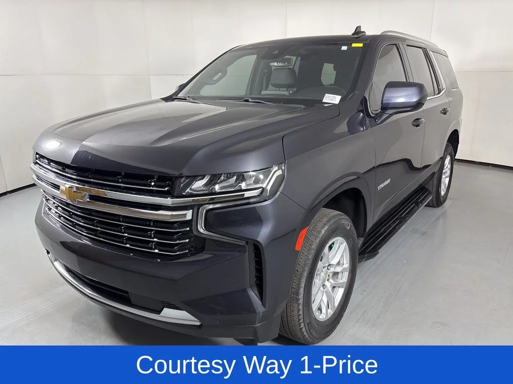 Used 2023 Gray Chevrolet LT image 5