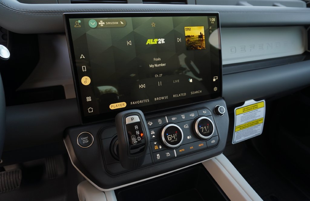 New 2026 Tasman Blue Land Rover X-Dynamic SE image 20