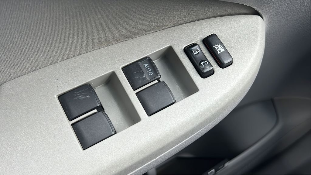 Used 2009 Black Toyota LE image 15
