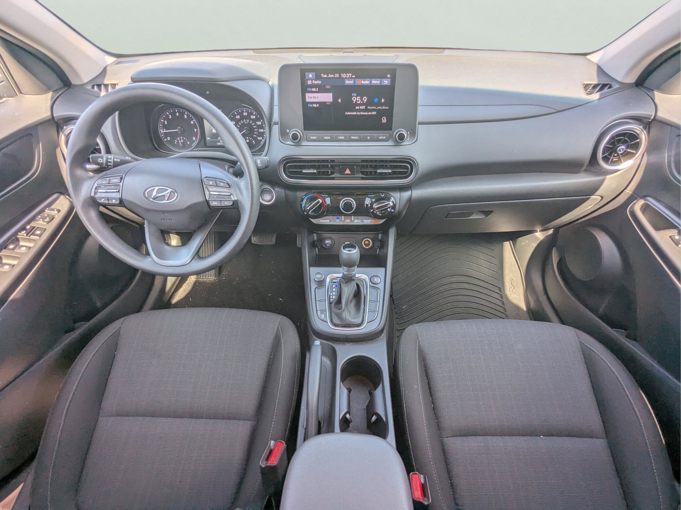 2023 Hyundai Kona SEL - Photo 13