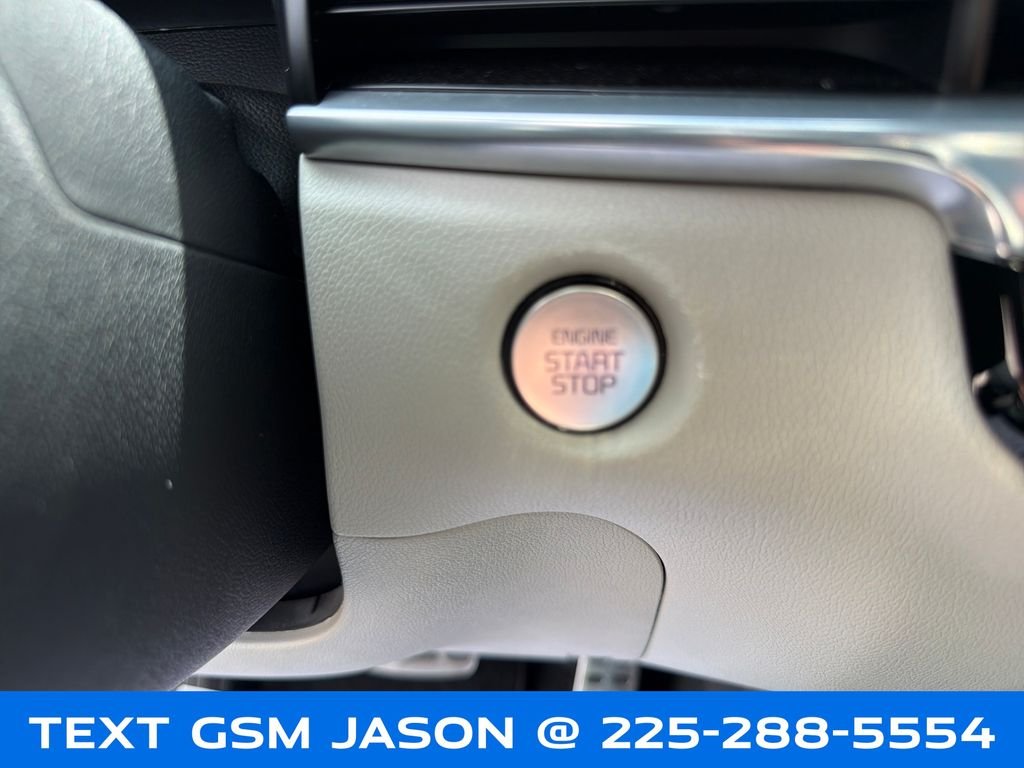 Used 2025 White Kia SX image 52