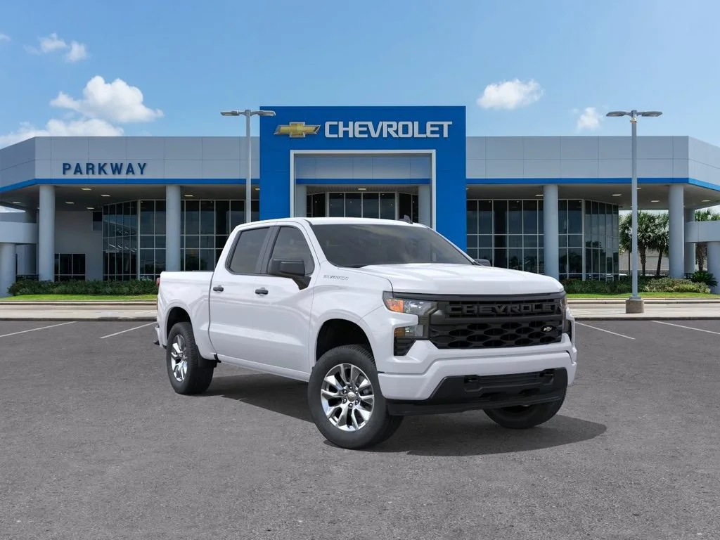 New 2026 Summit White Chevrolet Custom image 1