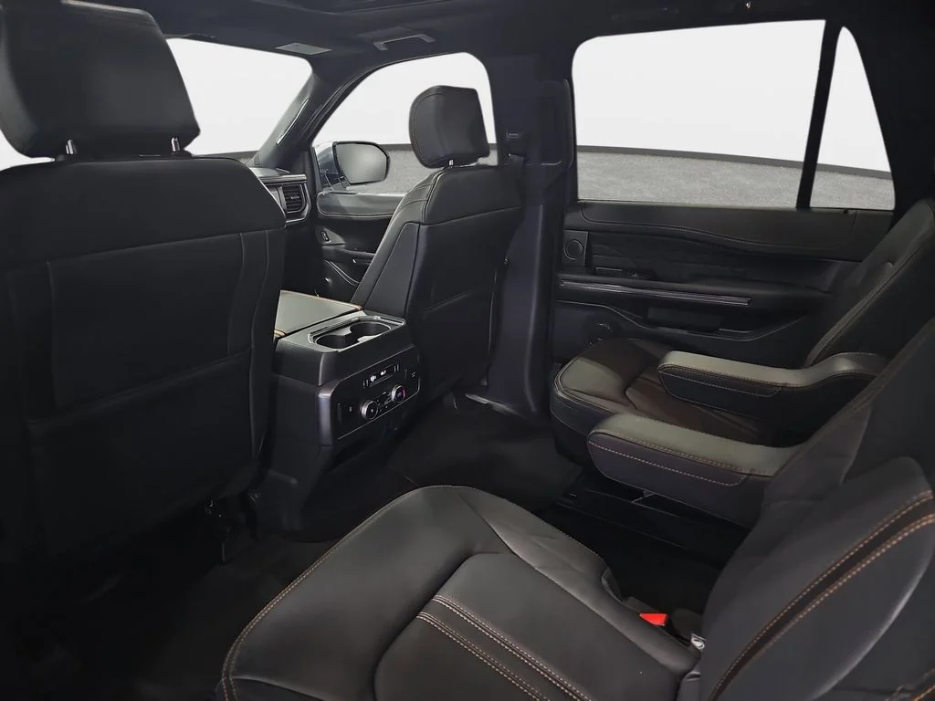 Used 2023 White Ford Platinum image 13
