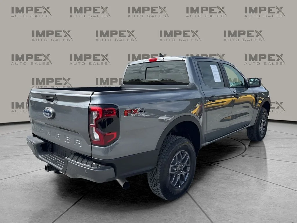 Used 2025 Gray Ford XLT image 5