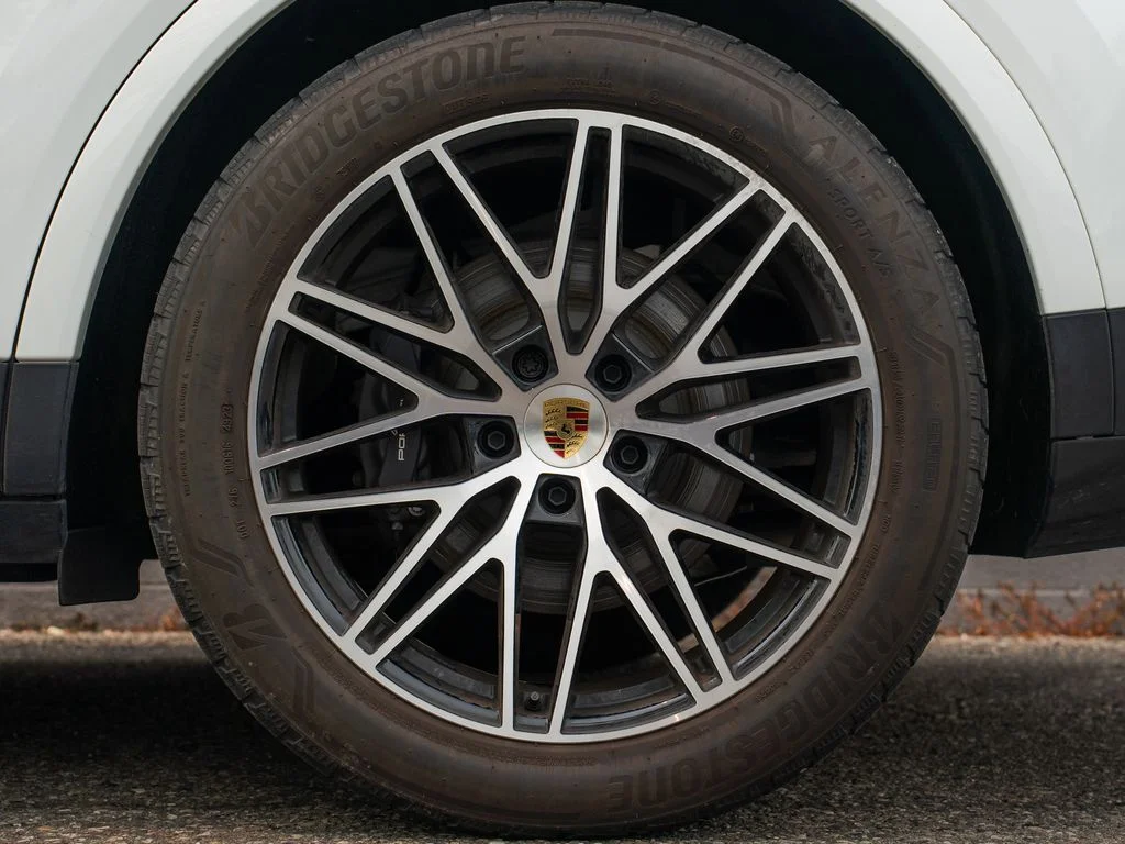 Used 2024 White Porsche Base image 12