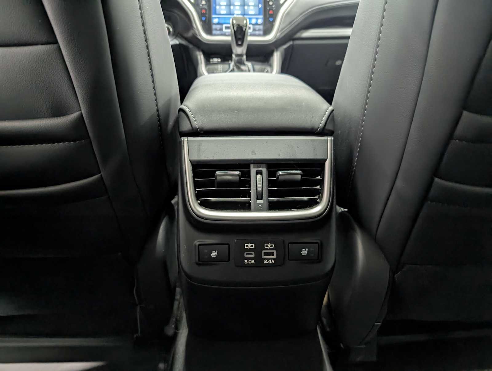 Used 2025 Crystal White Pearl Subaru Limited image 22