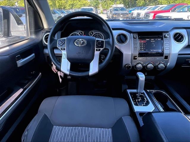 Used 2016 Black Toyota SR5 image 5