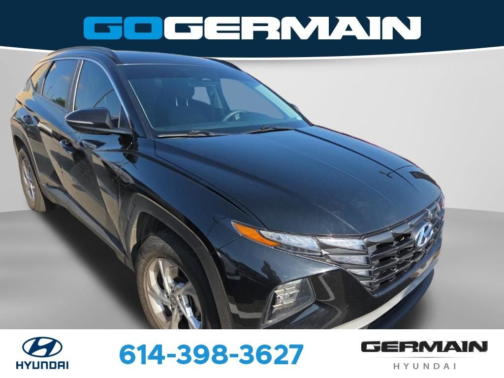 Used 2023 Black Hyundai SEL image 1