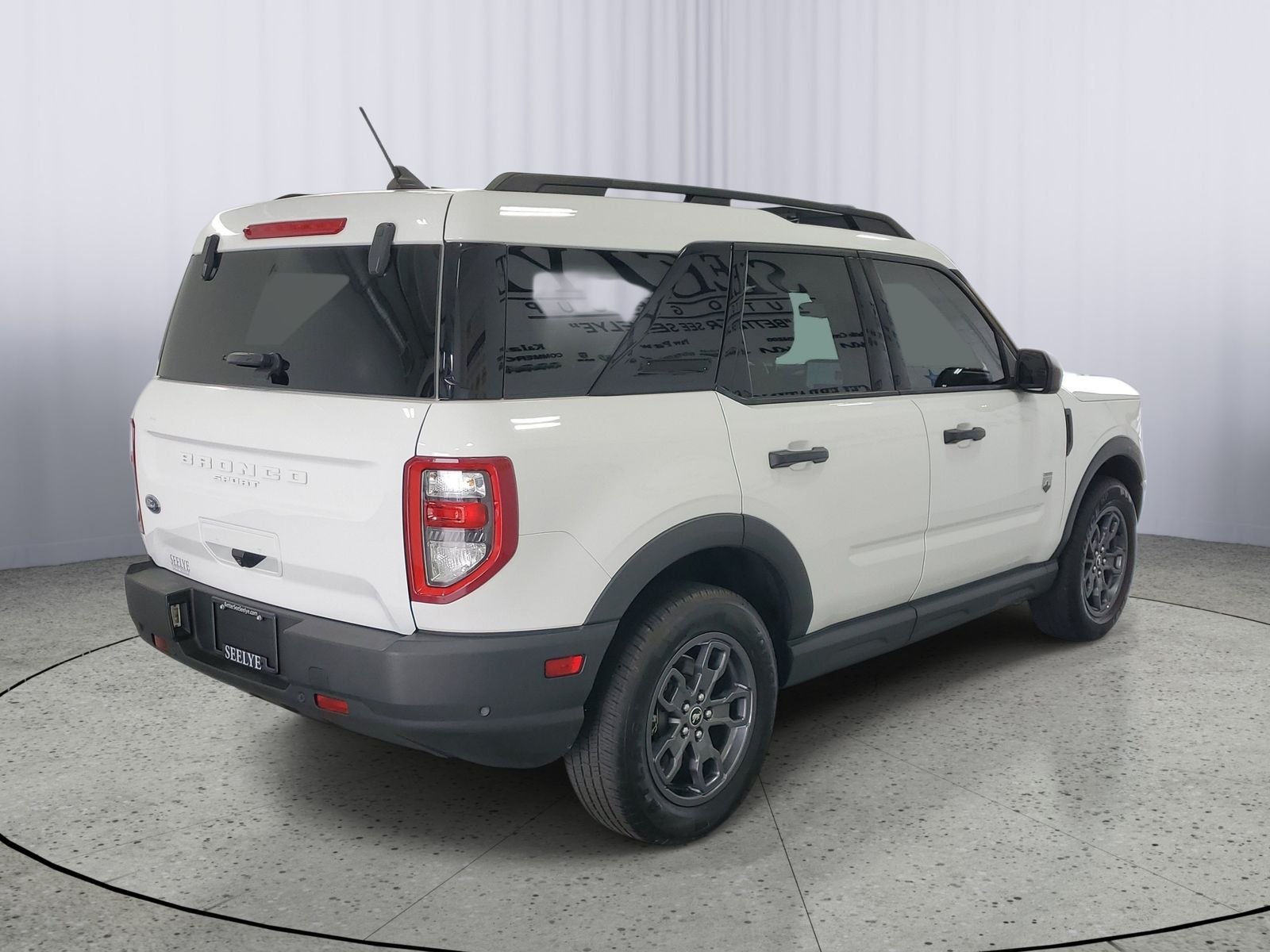 Used 2021 White Ford Big Bend image 4