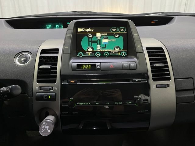 Used 2008 Gray Toyota Base image 16
