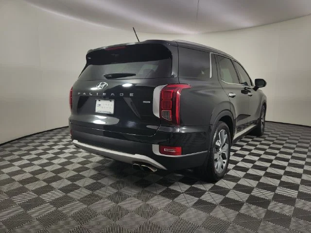 Used 2020 Black Hyundai SEL image 5