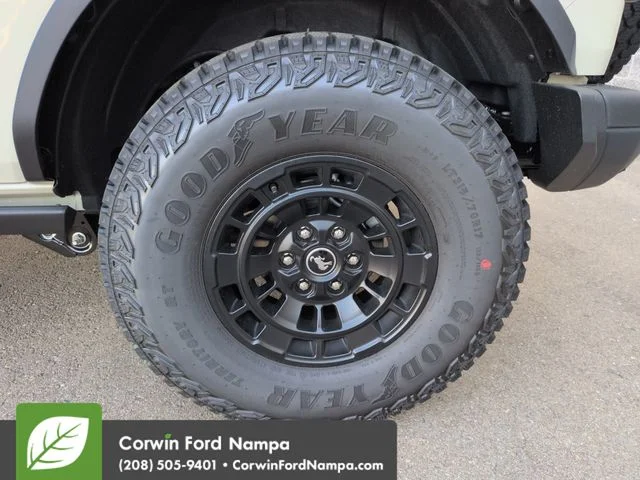 New 2026 Desert Sand Ford Badlands image 30