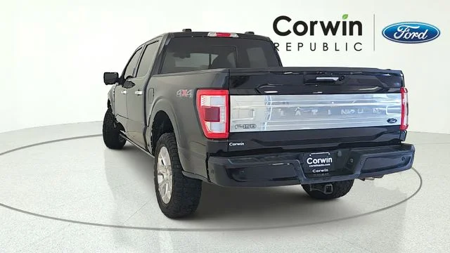Used 2023 Black Metallic Ford Platinum image 4