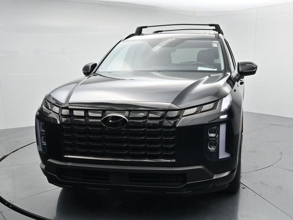 Used 2023 Black Hyundai XRT image 3