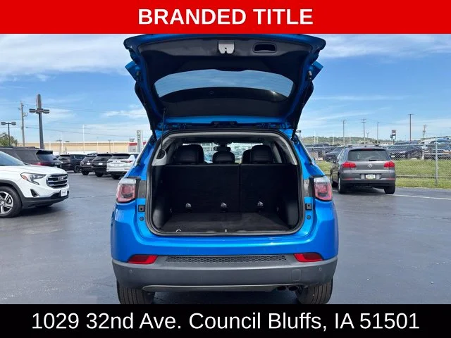 Used 2018 Blue Jeep Limited image 12