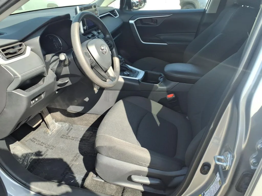 Used 2025 Silver Toyota LE image 14