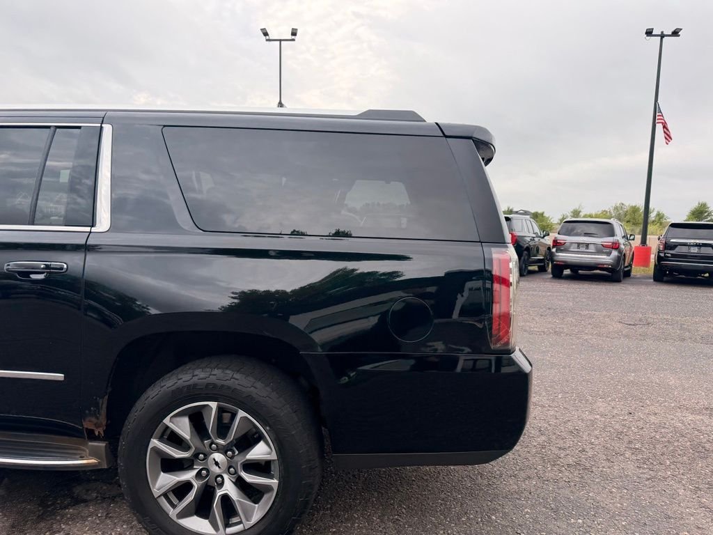 Used 2017 Black GMC Denali image 8
