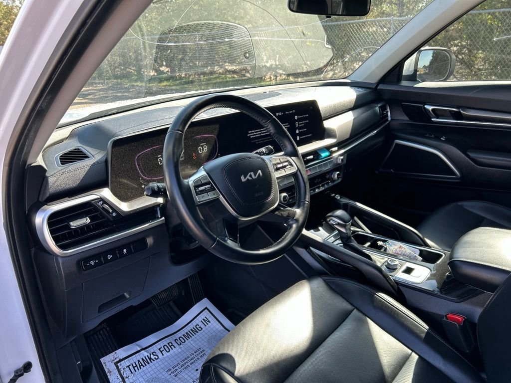 Used 2024 White Pearl Kia S image 15