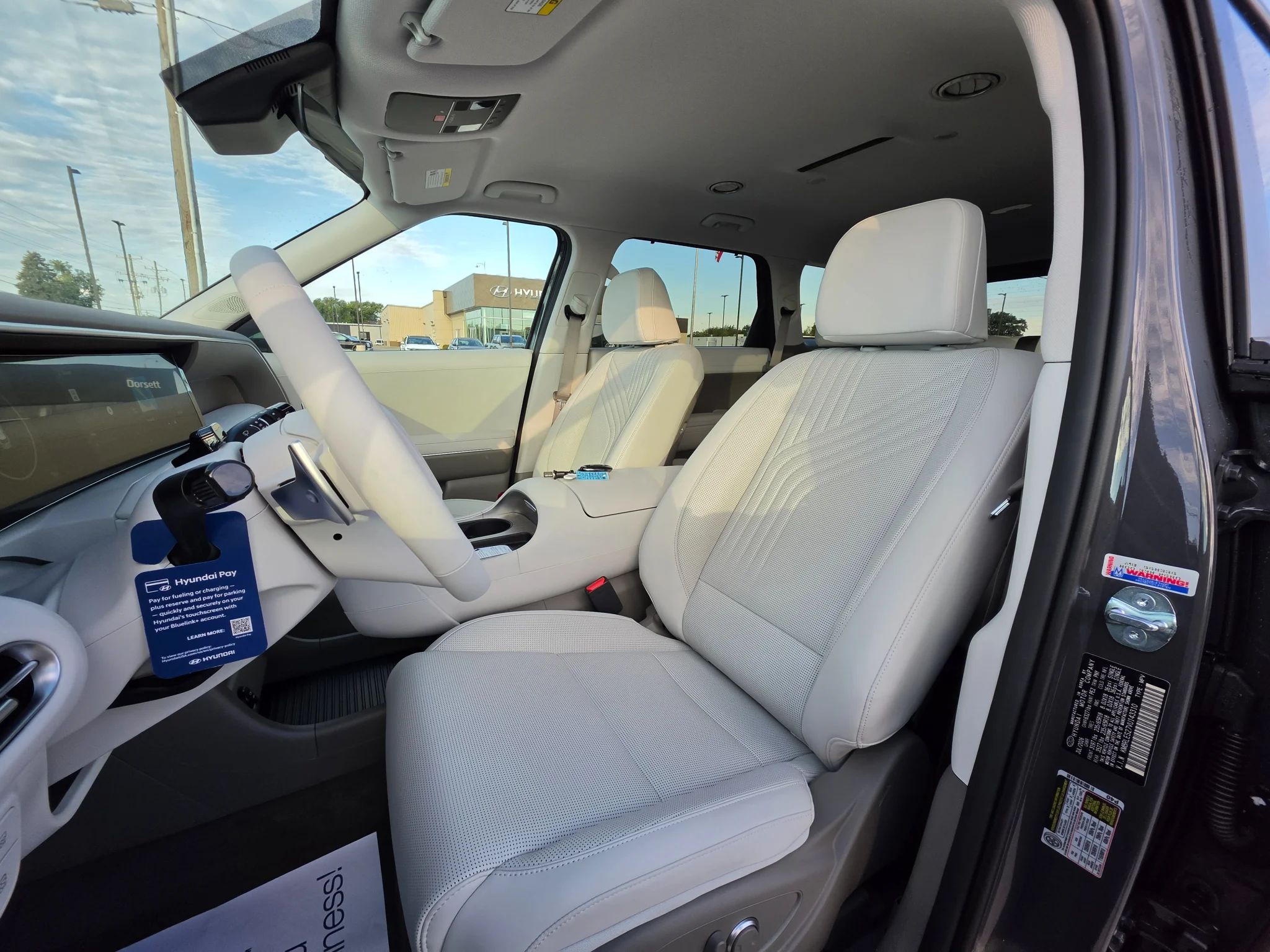 New 2027 Ecotronic Gray Pearl Hyundai SEL 8P image 23