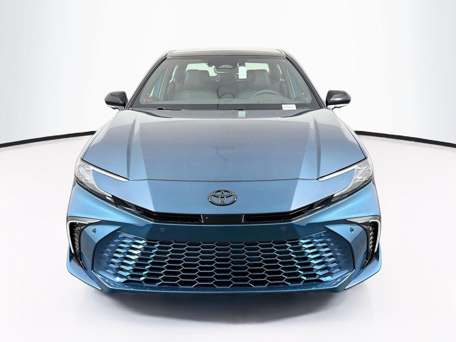 New 2026 Ocean Gem w/Midnight Black Metallic Roof Toyota XSE image 9