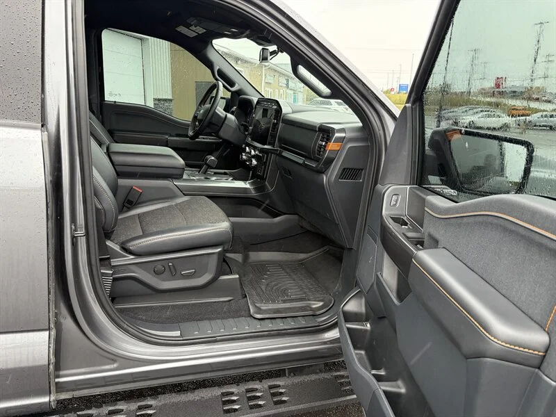 Used 2023 Grey Ford Tremor image 5