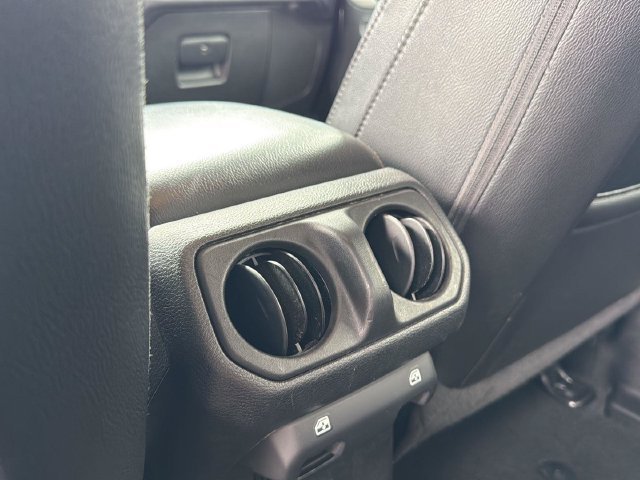 Used 2023 Black Jeep Overland image 24