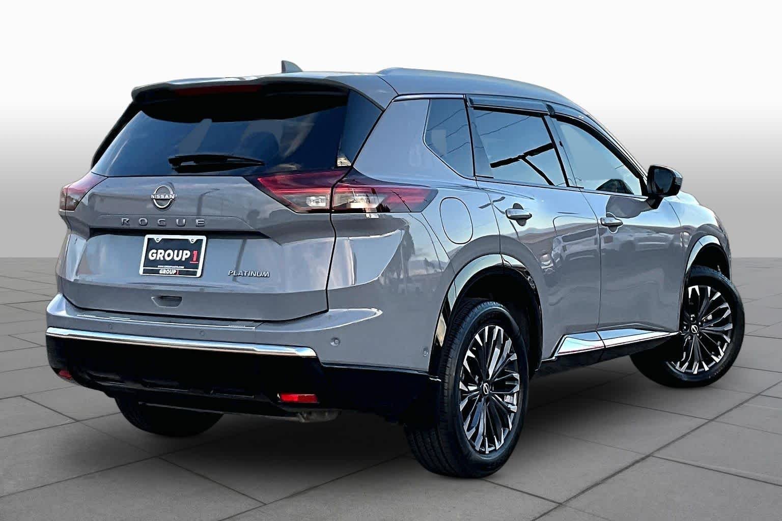 Used 2024 Boulder Gray Pearl Nissan Platinum image 13