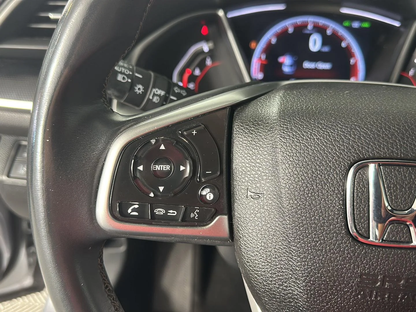 Used 2019 Lunar Silver Metallic Honda Sport image 12