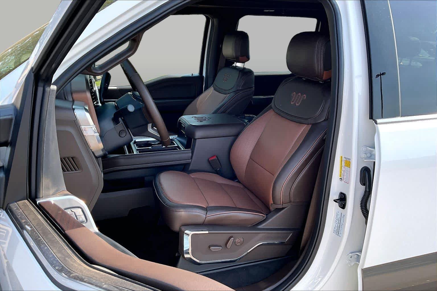 New 2026 Star White Metallic Tri-Coat Ford F-250® King Ranch® image 9