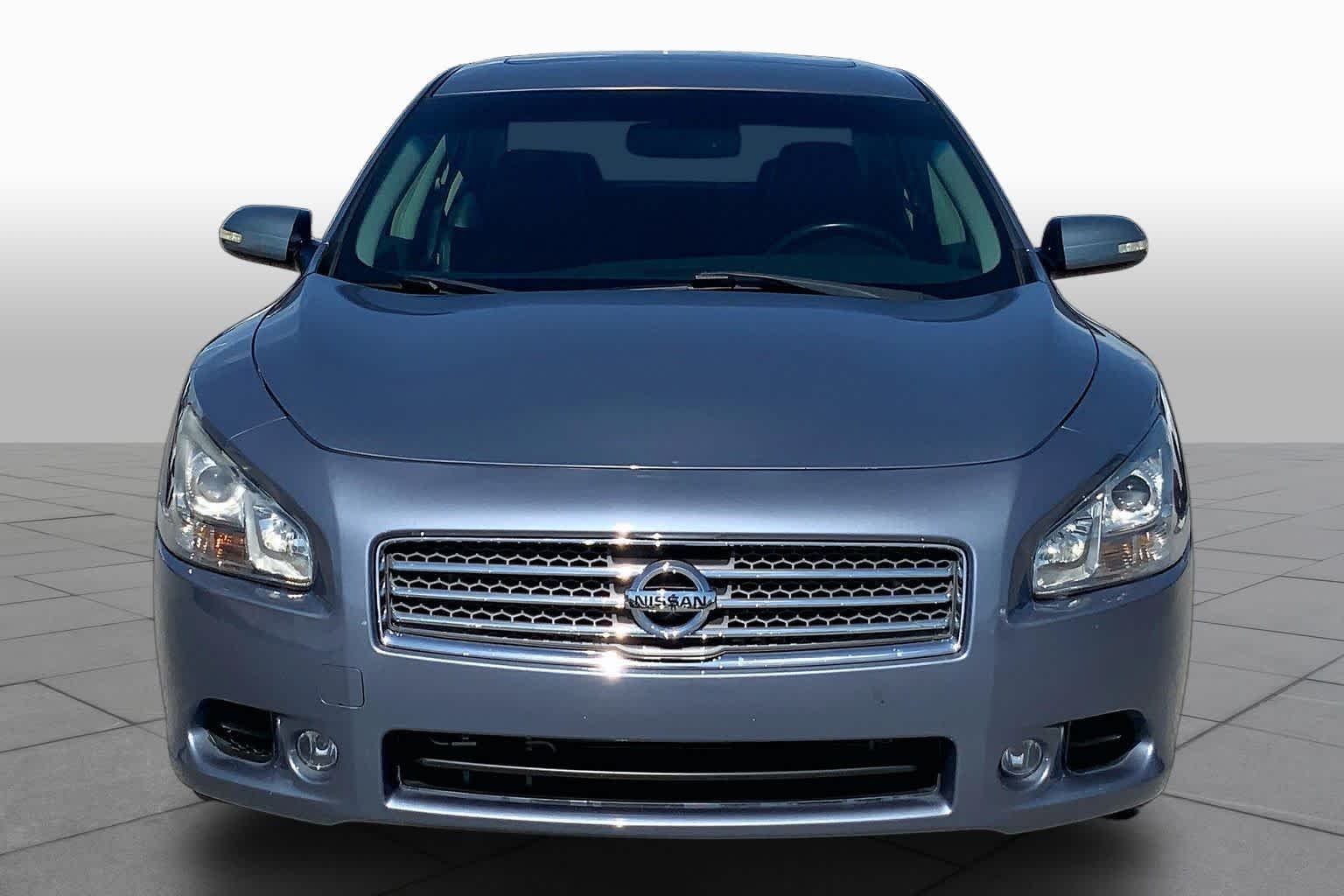 Pre-Owned 2011 Nissan Maxima 3.5 SV