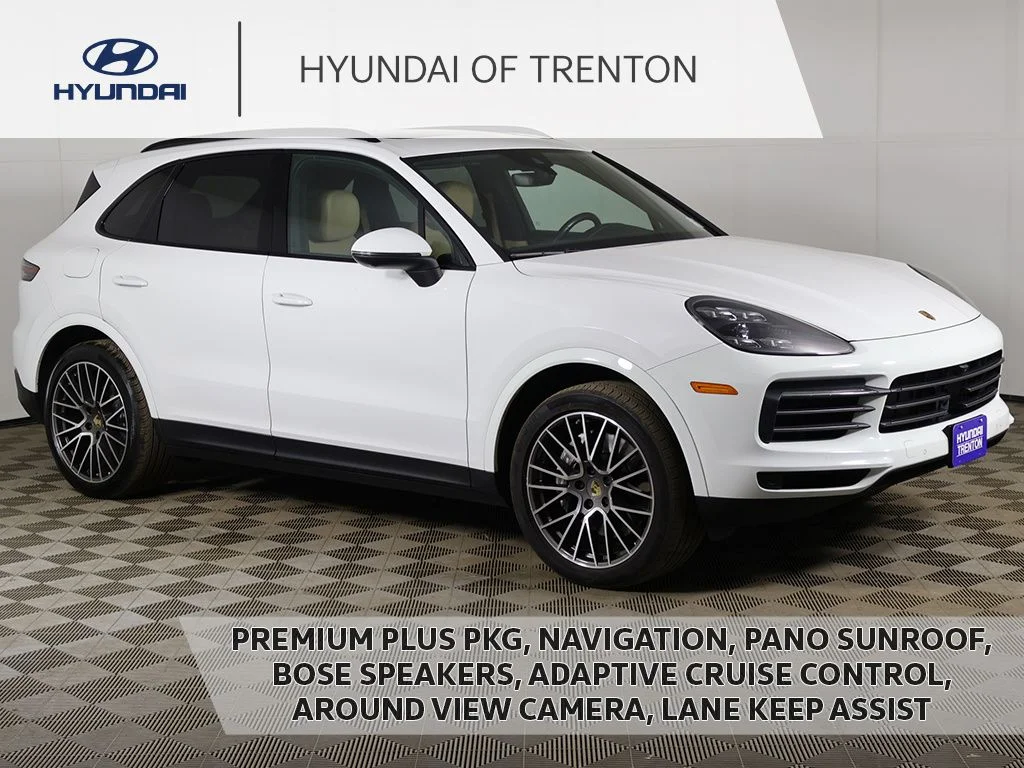 2022 Porsche Cayenne Platinum Edition's photo