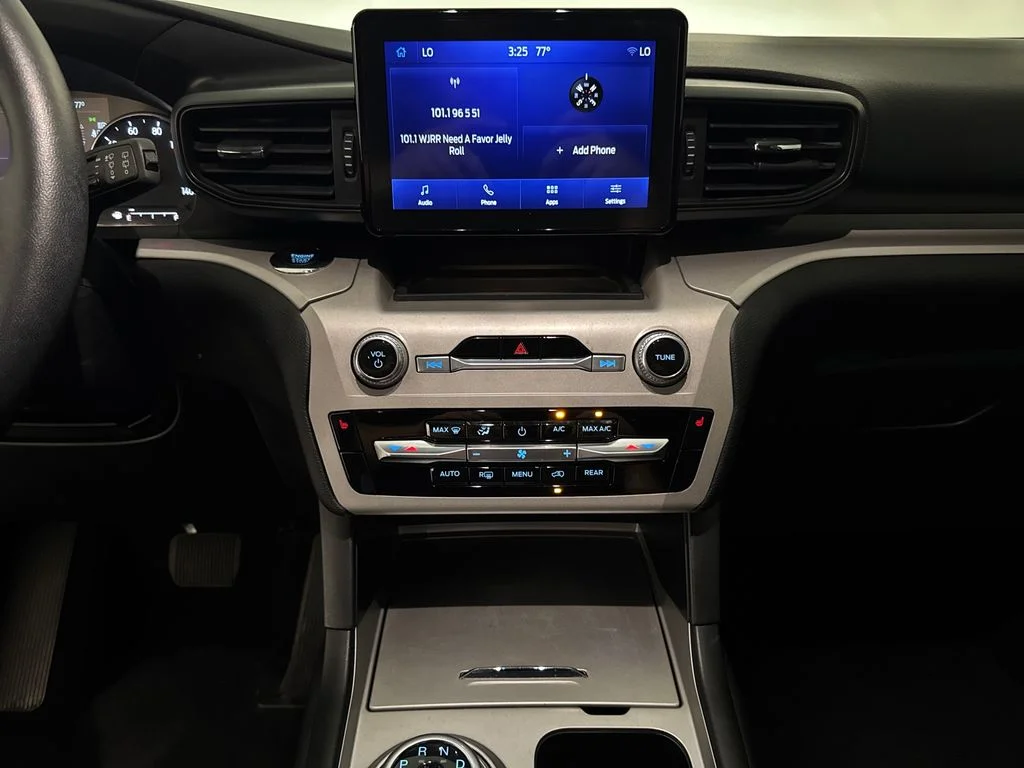 Certified Used 2023 White Ford XLT image 24